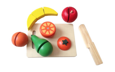 Wooden Cutting & Skillful World-Fruit